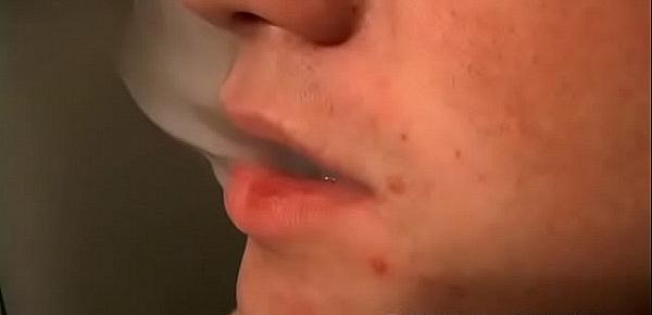  Hot Bryce Corbin smokes and wanks after shaving his junk